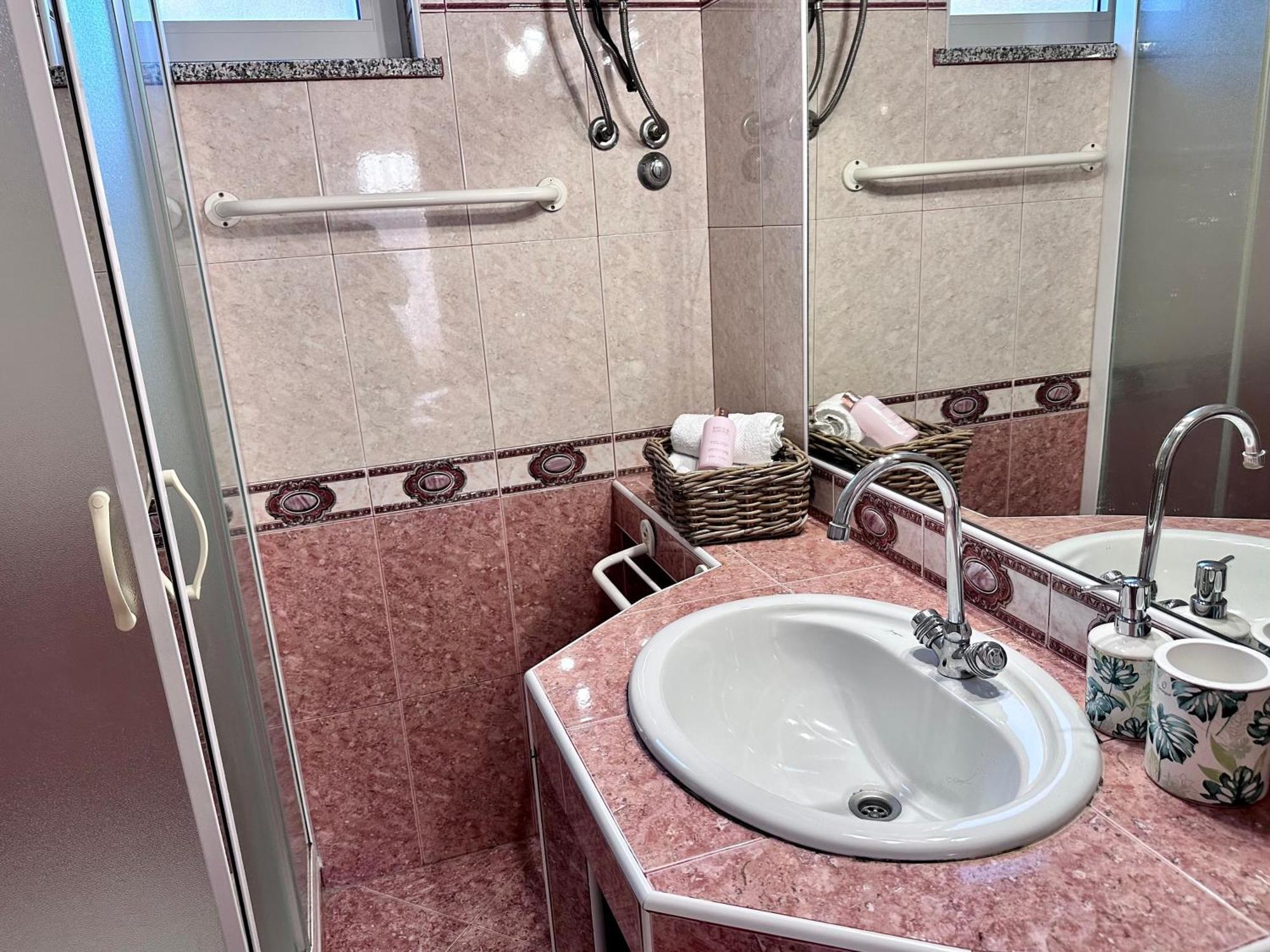Apartments With A Parking Space Lopar, Rab - 14070 Quarto foto